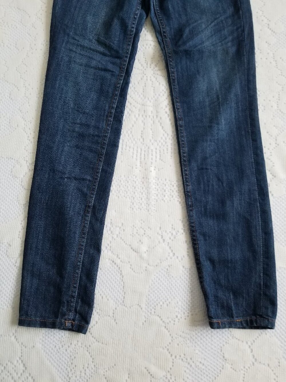 Dollhouse Skinny Jeans Size 27 - Picture 4 of 9